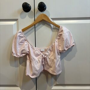 Aritzia Light Pink Puff Sleeve Tie-Front Crop Top